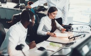 24/7 Business Support